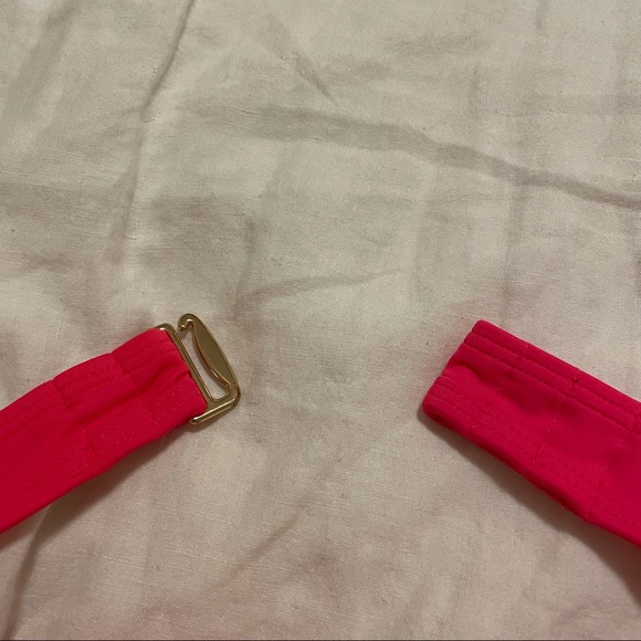 Victoria’s Secret Bikini top - Picture 3 of 3